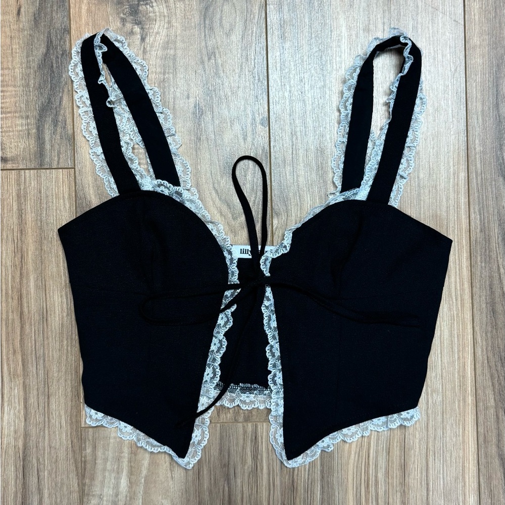 Black & White Lace Tie Crop Top